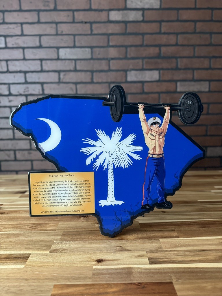 Personalized South Carolina wood plaque with a Marine lifting a barbell and a gold message plate